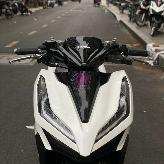 CLICK 150 SƠN DỌN CÙNG FULL DÀN ỐC INOX SALAYA